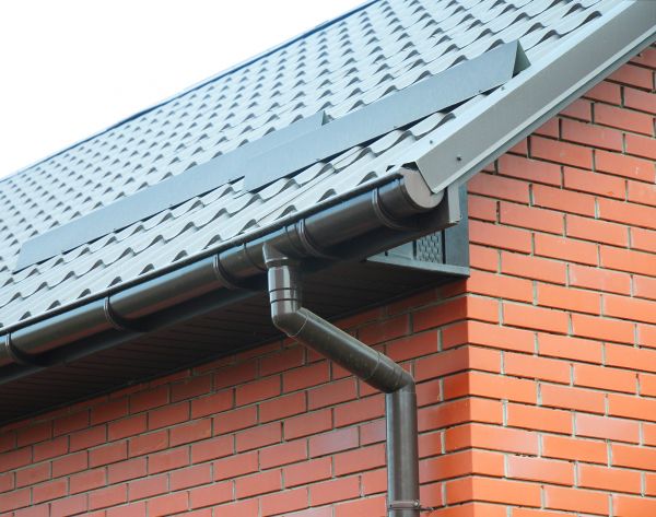 Cost of Roof Downspout Replacement in Albuquerque