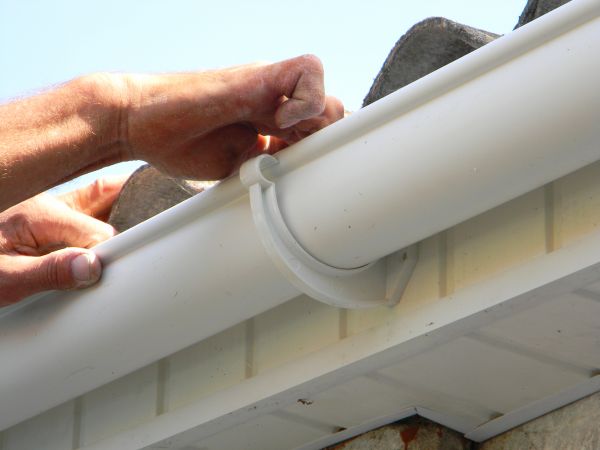 Cost of Plastic Gutter Repair in Albuquerque